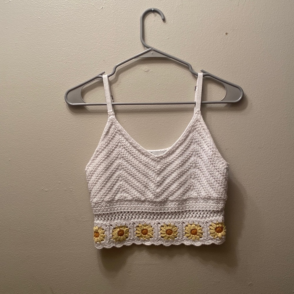 White Crochet Crop with Flowers